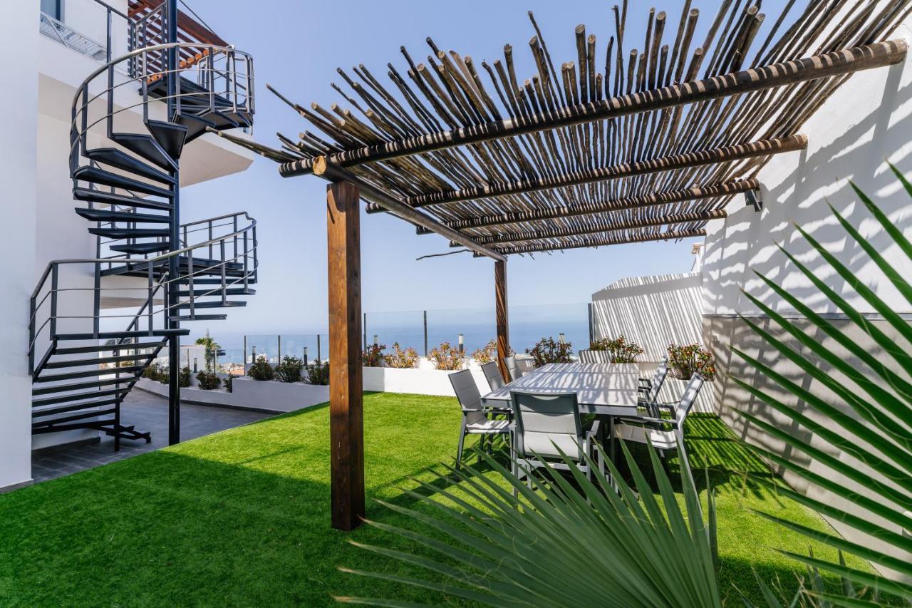 Sunset White Villa - Ocean View, Jakuzzi, Heated Pool, Air-Conditioning, Grill Плая-де-лас-Америкас Экстерьер фото