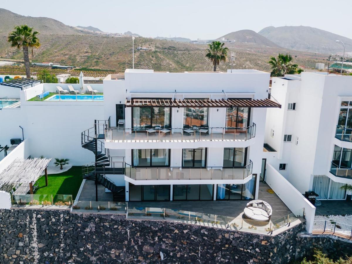 Sunset White Villa - Ocean View, Jakuzzi, Heated Pool, Air-Conditioning, Grill Плая-де-лас-Америкас Экстерьер фото